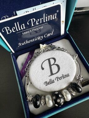 bella Perlina Black & White Bead Bracelet with Silver Accents